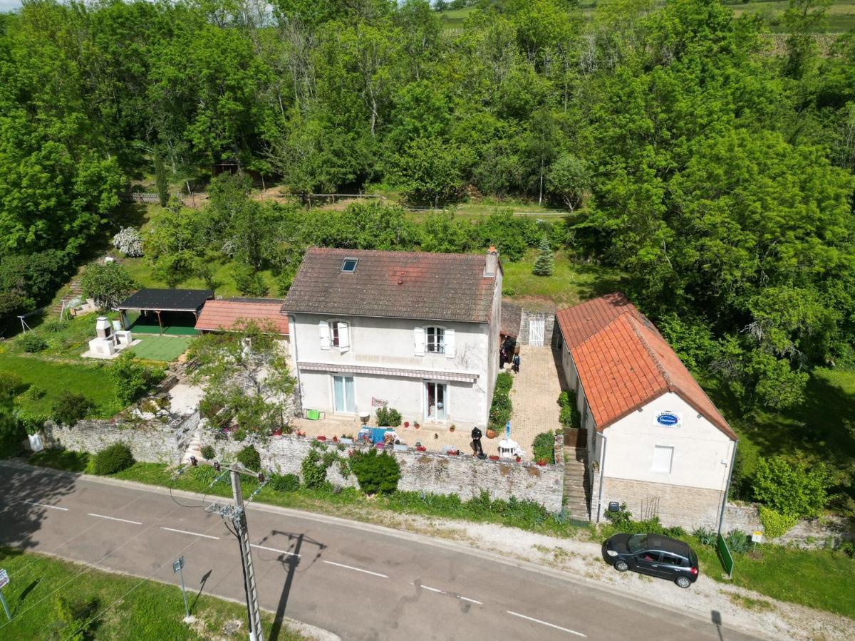 Gite Santenay Les Bains Saint-Sernin-du-Plain Exterior foto